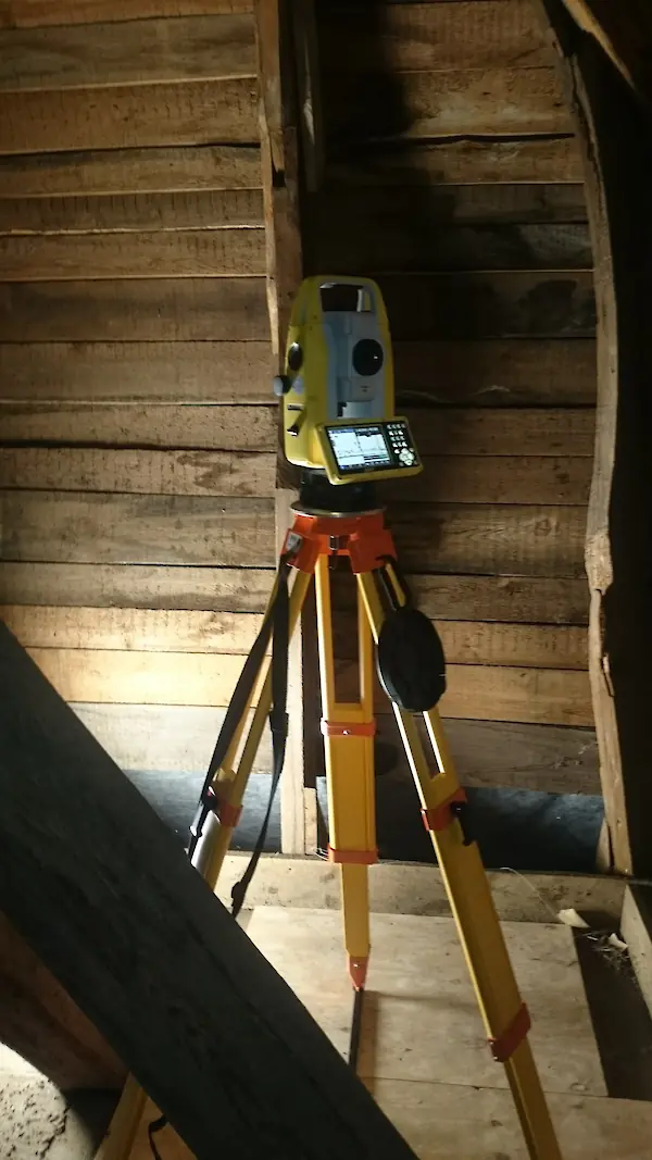 Bild in der Bildergallerie zu Kirche Wittgensdorf: Fachgerechte Turm- und Emporensanierung