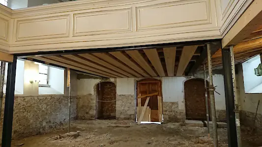 Bild in der Bildergallerie zu Kirche Wittgensdorf: Fachgerechte Turm- und Emporensanierung
