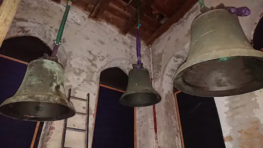 Bild in der Bildergallerie zu Kirche Dorfchemnitz: Turmsanierung mit Herz und Handwerk