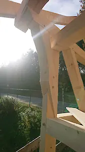 Bild in der Bildergallerie zu Fachwerkcarport Neubau in Fichte