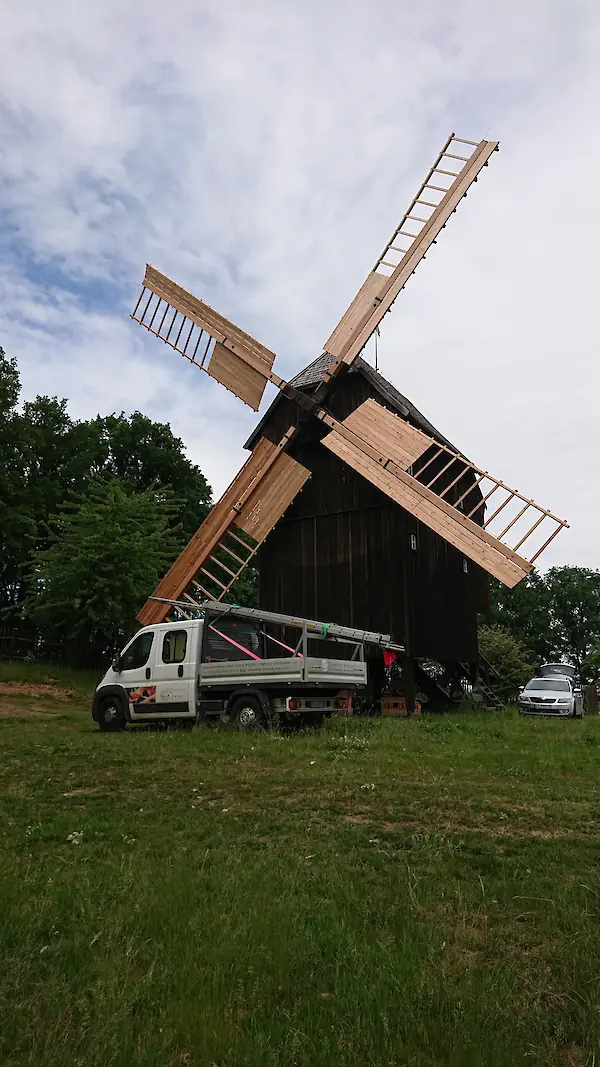Bild in der Bildergallerie zu Restaurierung von Windmühlenflügel